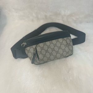 Gucci Waist Bag/Belt Bag/Fanny